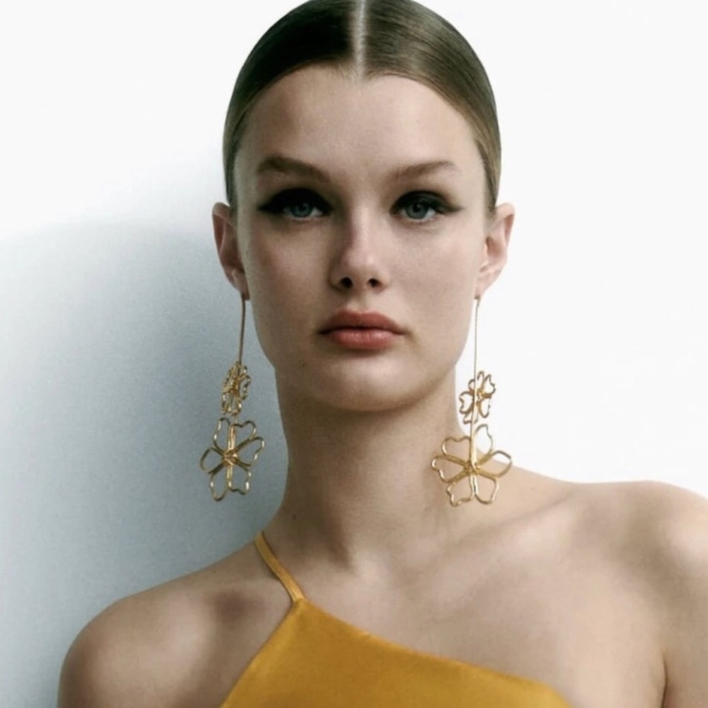 New Zara Duo Flower Drop Earrings
